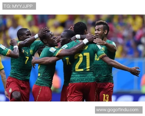 柯麦隆足球明星的辉煌历程与对世界足球的影响分析